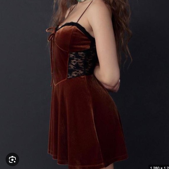 Urban Outfitters Faith Velvet Slip Dress M Lace Babydoll Fairy Grunge Whimsigoth - Picture 3 of 12